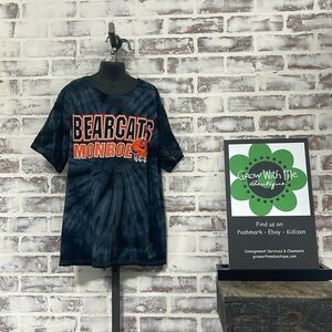Girls Bearcat shirt